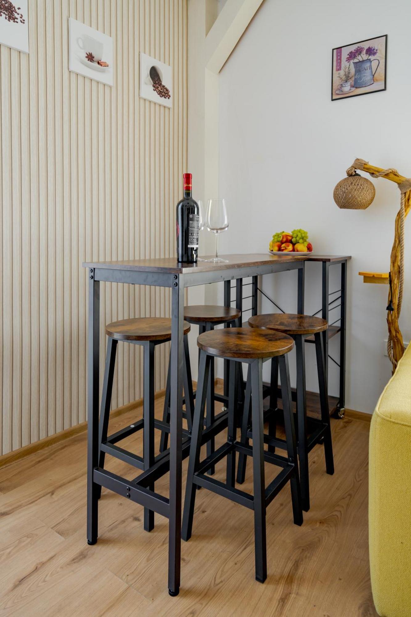 Central Muse Apartment Бухарест Екстер'єр фото