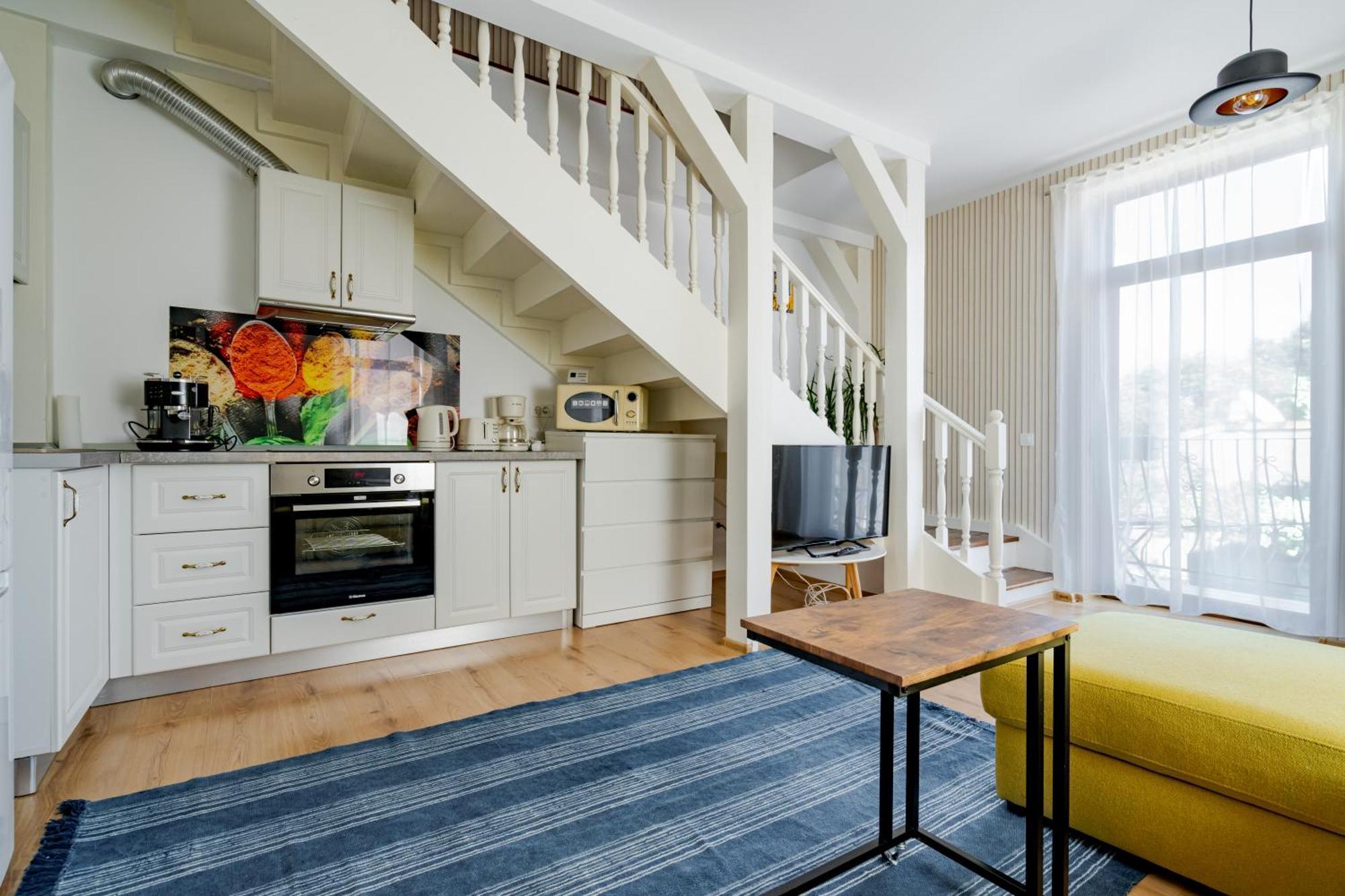 Central Muse Apartment Бухарест Екстер'єр фото